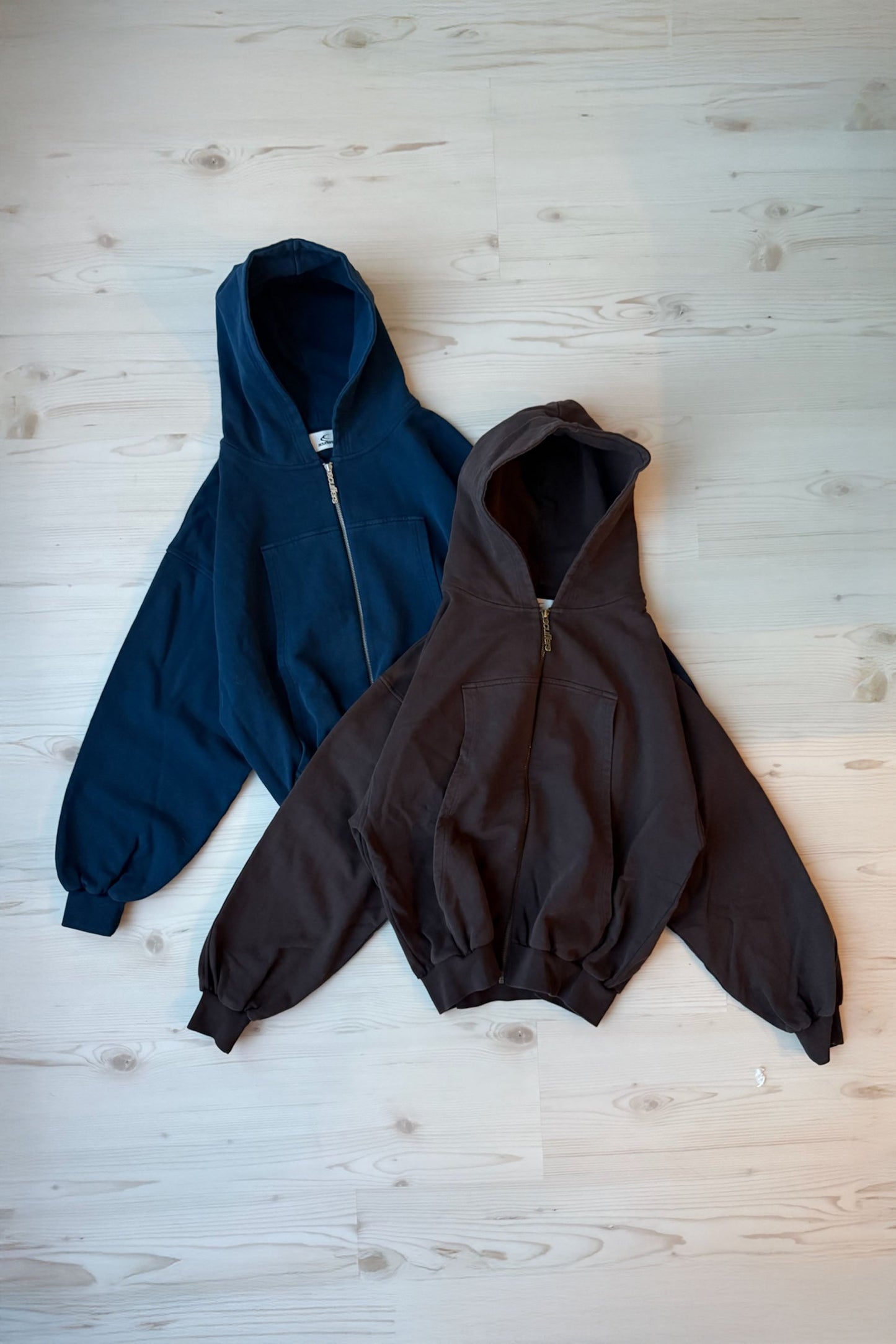 Pick Pocket Brown Zipper