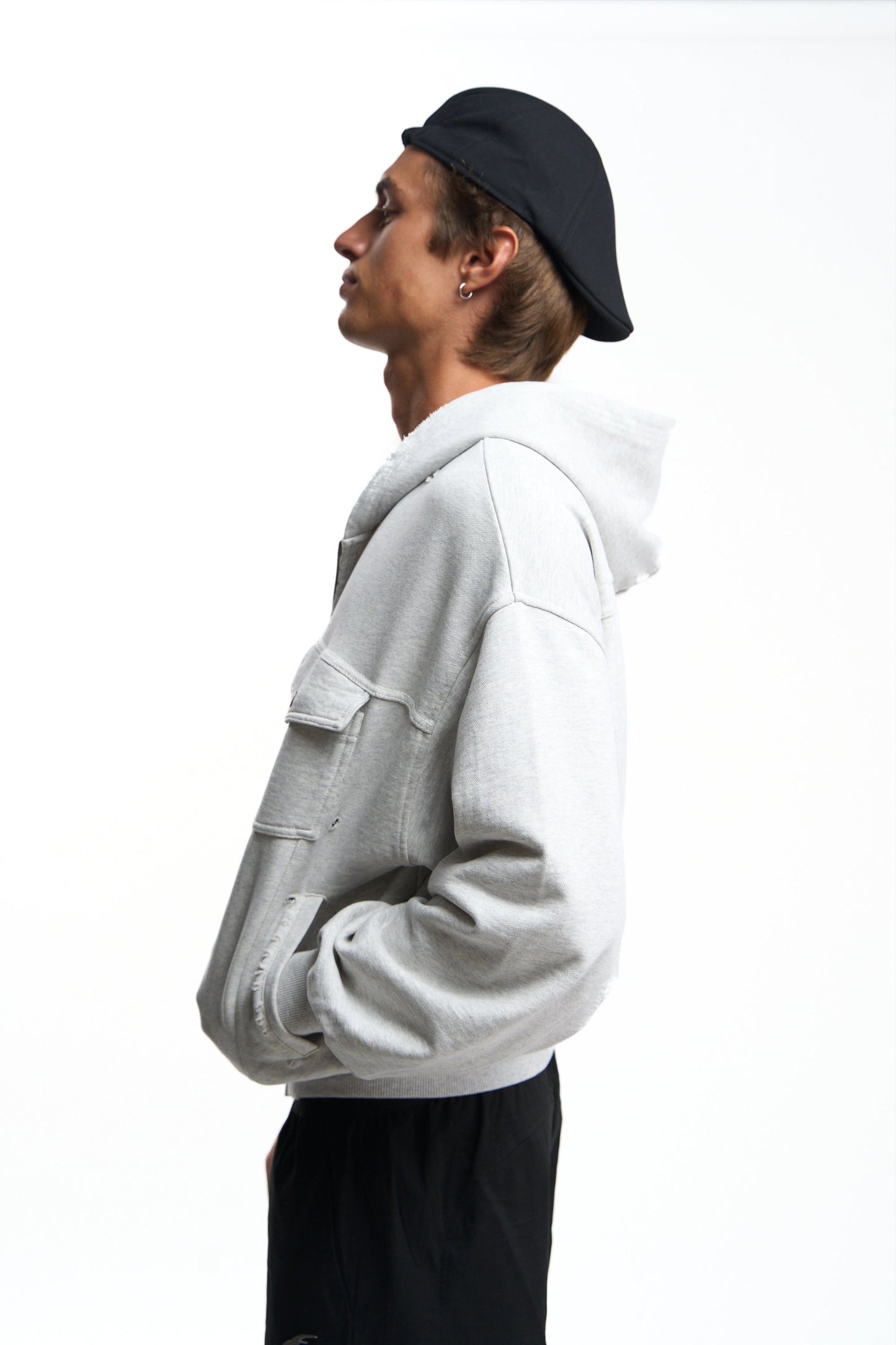 Mourice Light Grey Zipper