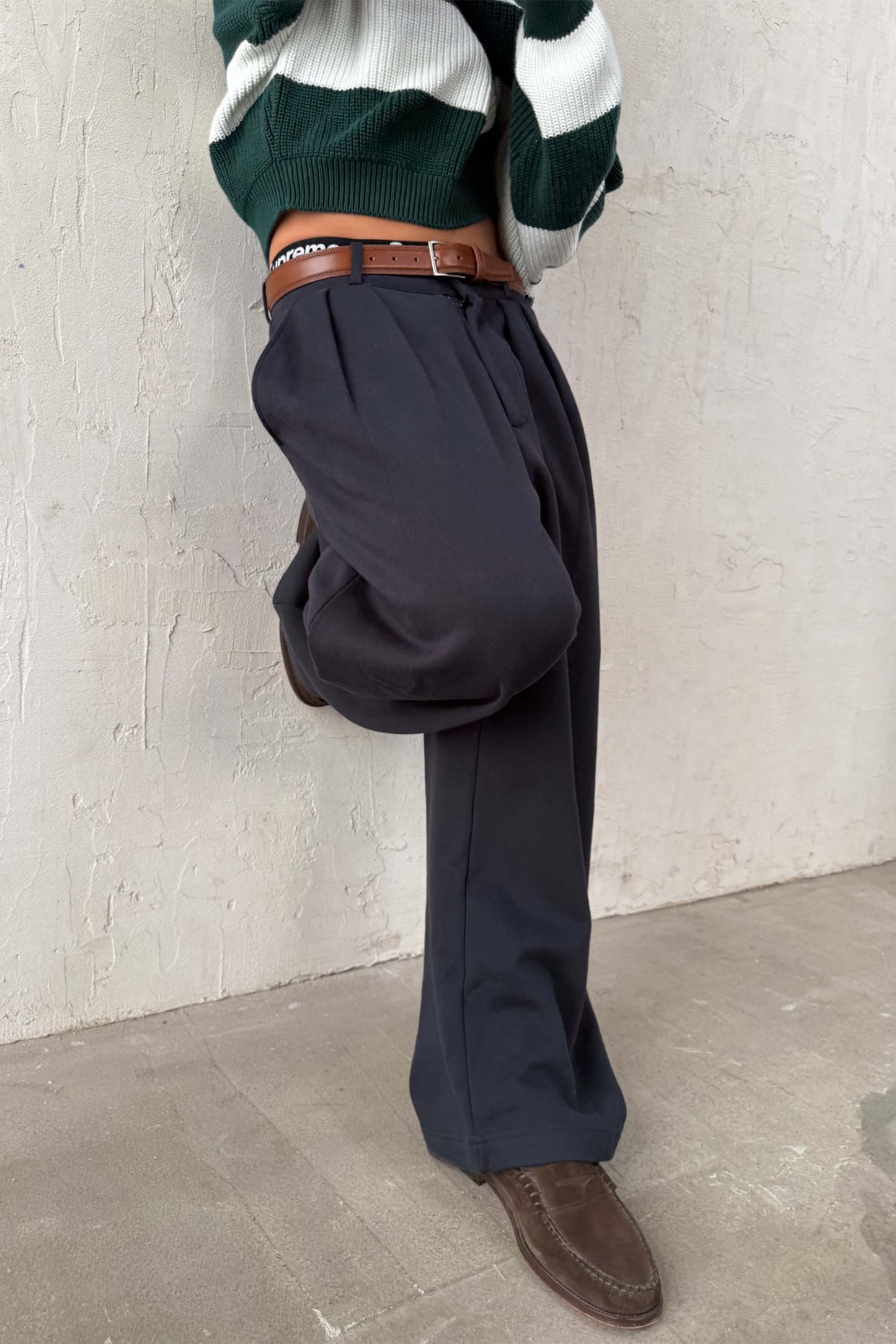 Shell Navy Blue Sweatpants