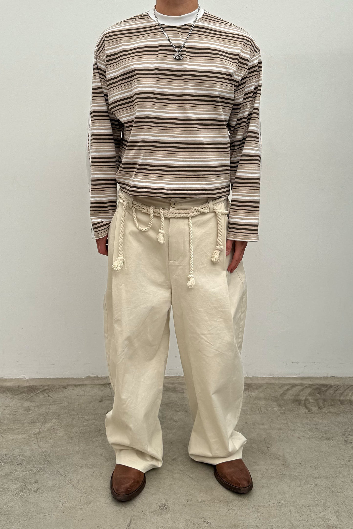 Manual Beige Pants